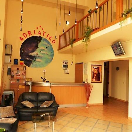 Hotel Adriatico Timisoara Luaran gambar