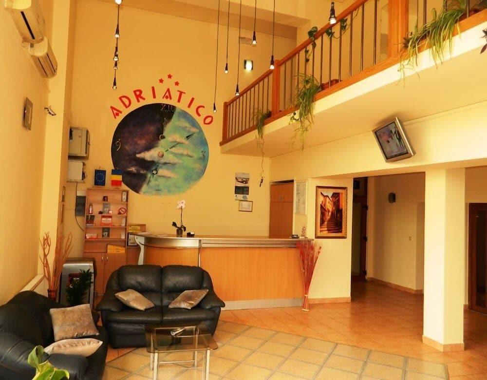 Hotel Adriatico Timisoara Luaran gambar