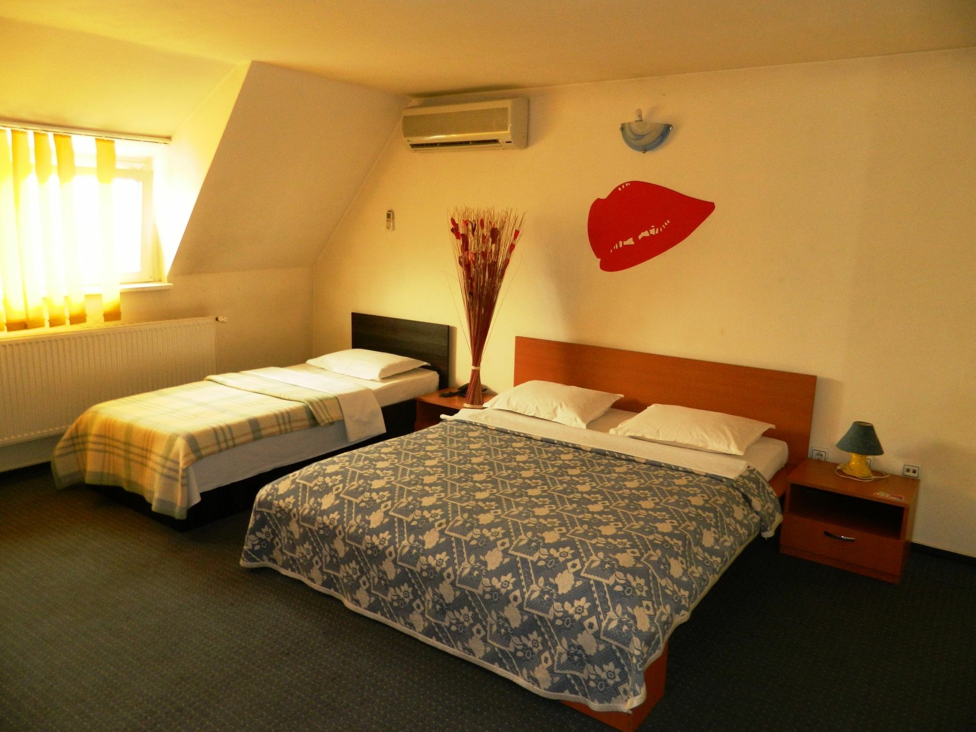 Hotel Adriatico Timisoara Luaran gambar